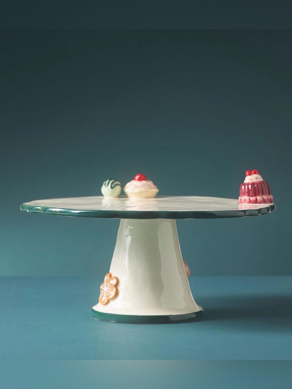 Anthropologie Hoifaye Ceramic Stonewear Cake Stand 7"H, 12" diameter